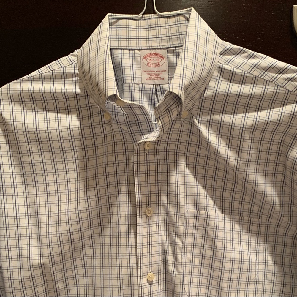 Brooks brothers white and blue striped dress shirt